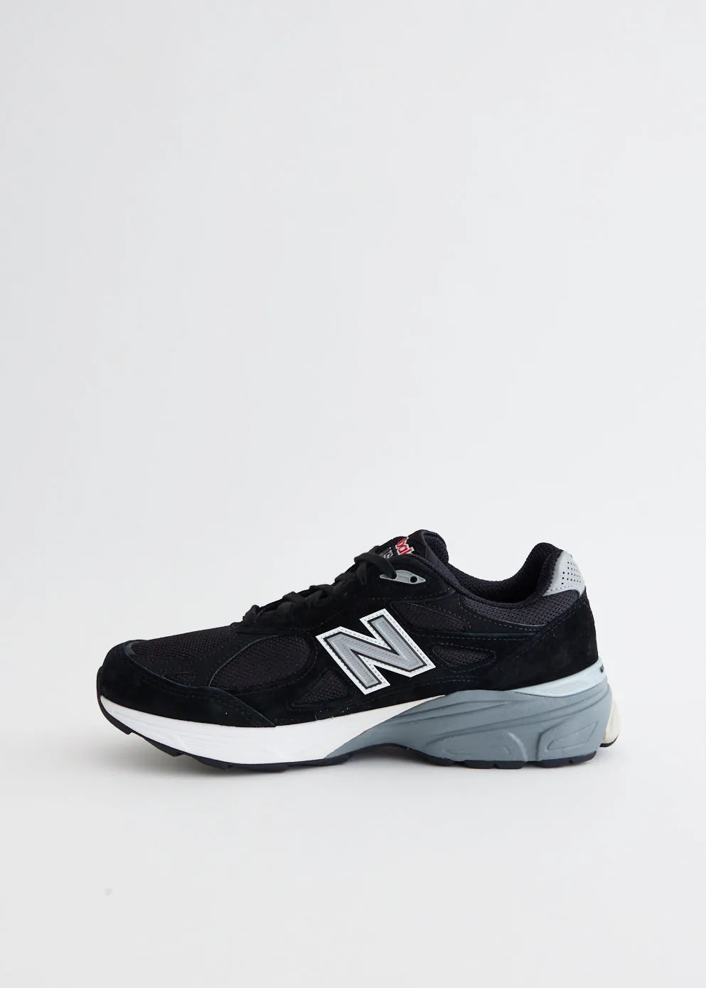 990v3 'Black' Sneakers