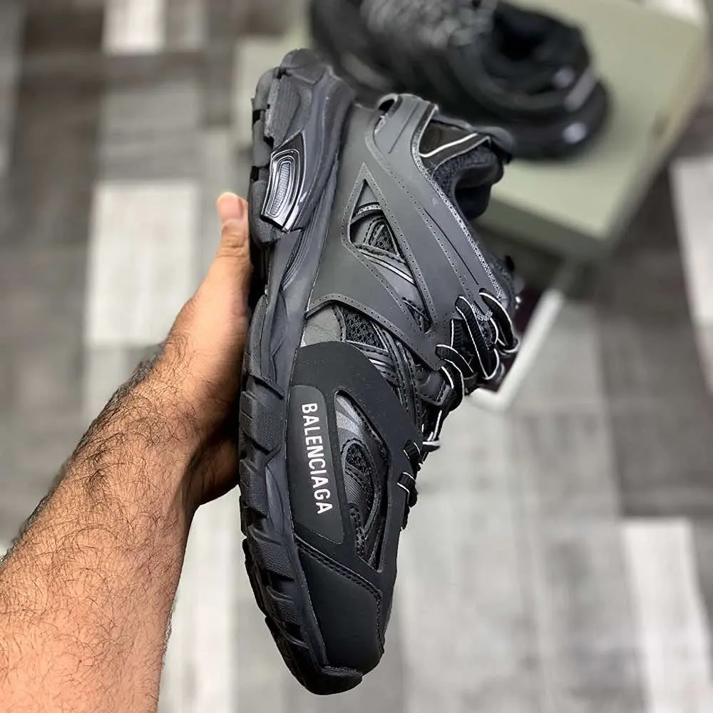 Ballenciiaga Trackk 1.0 (All Black)Top Premium Batch