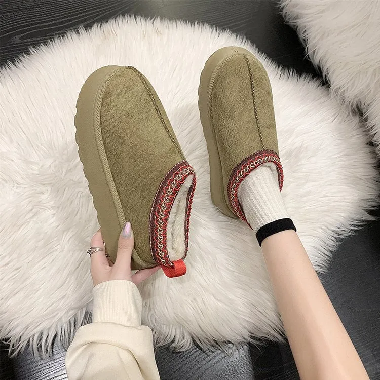 Cozy slippers for women