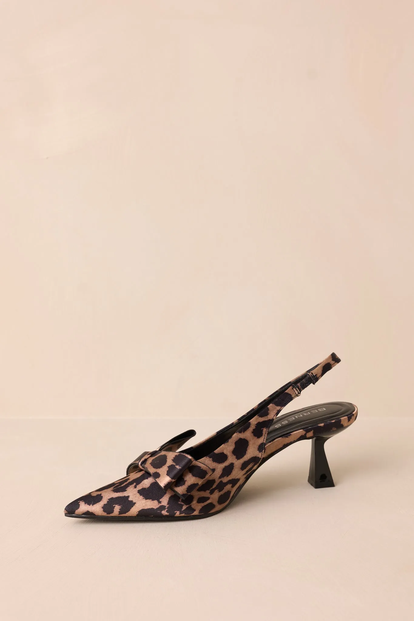 Dreamy Gleam Leopard Print Slingback Kitten Heels