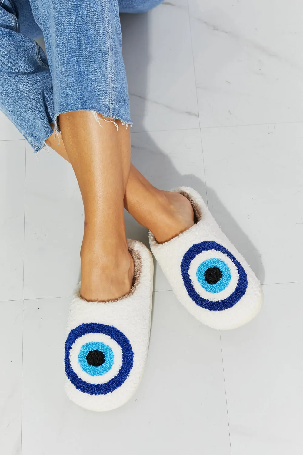 Eye Plush Slipper