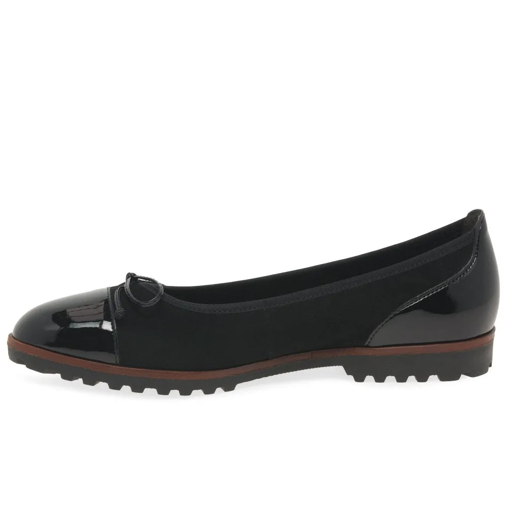 Gabor 04.100.37 - Temptation Women's Casual Shoes - Black