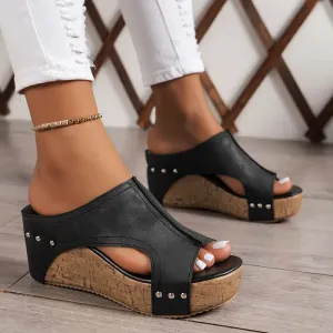 🔥Promotion 50% OFF - Women's Studded Embellished Thick Leather Orthopaedic Sandals