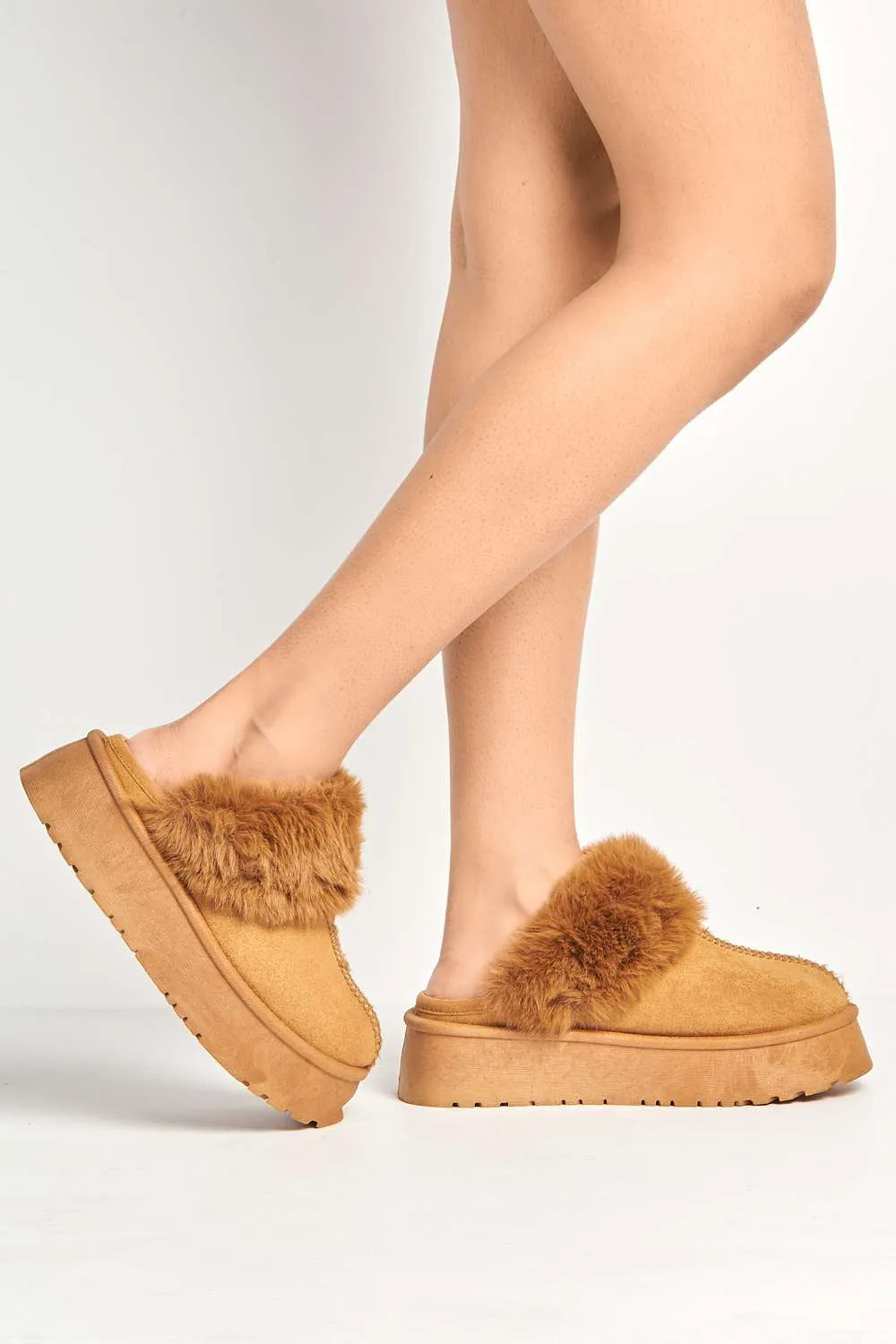 Ursella Faux Fur Lining Flatform Slippers in Camel